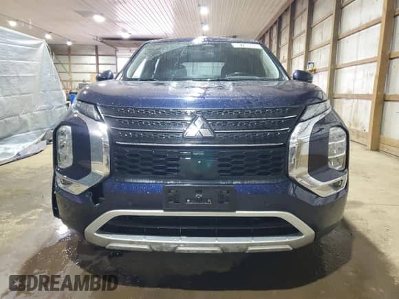 2024 Mitsubishi Outlander SE with VIN JA4J3VA81RZ073538, listed as a Copart auction lot 90786085 with 28,955 mi miles and Clean title. Bid and sale history available at DreamBid. Image 5.