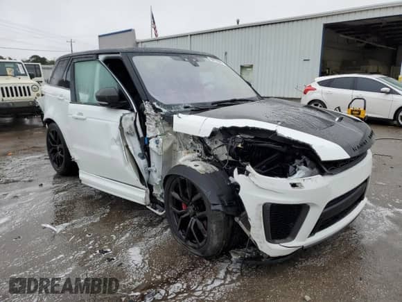 2018 Land Rover Range Rover Sport SVR with VIN SALWZ2SE8JA186704, listed as a Copart auction lot 44419205 with 105,537 mi miles and Salvage title. Bid and sale history available at DreamBid. Image 4.