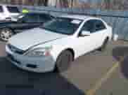 2007 Honda Accord LX с VIN 1HGCM55497A113736, выставлен на аукционе IAAI как лот 41294290 с пробегом 264 649 миль миль и . История ставок и продаж доступна на DreamBid. Изображение 2.