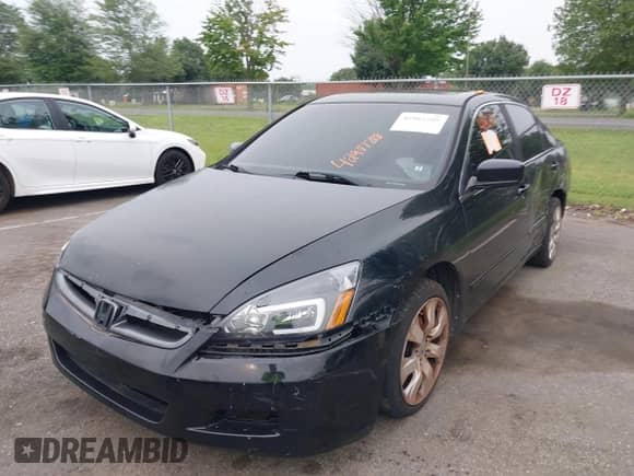 2007 Honda Accord EX-L with VIN 1HGCM56897A077760, listed as a IAAI auction lot 42907788 with 158,826 mi miles and . Bid and sale history available at DreamBid. Image 2.