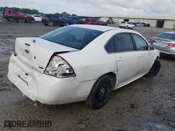 2014 Chevrolet Impala Police Police with VIN 2G1WD5E32E1168385, listed as a Copart auction lot 55495965 with 170,164 mi miles and Salvage title. Bid and sale history available at DreamBid. Image 3.