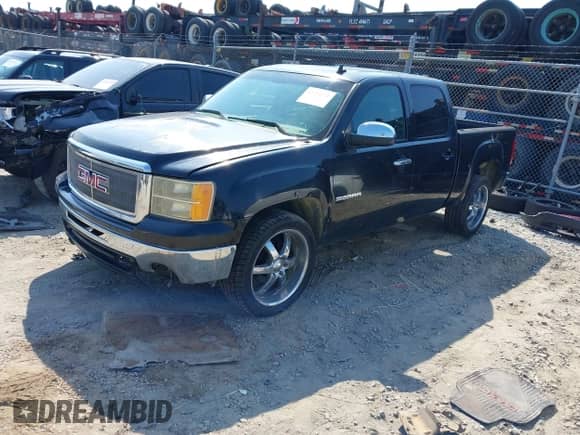 2011 GMC Sierra 1500 SLE z VIN 3GTP1VE00BG235613, wystawiony jako IAAI lot #43221522 z przebiegiem 237 415 mil mil oraz . Historia ofert i sprzedaży dostępna na DreamBid. Obrazek 17.