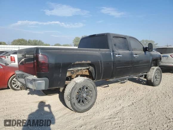 2013 Chevrolet Silverado 2500HD LT с VIN 1GC1KXCG1DF232254, выставлен на аукционе Copart как лот 84275035 с пробегом 181 242 миль миль и Списание • Salvage title. История ставок и продаж доступна на DreamBid. Изображение 3.