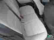 2017 Hyundai Elantra SE z VIN 5NPD74LF1HH203658, wystawiony jako IAAI lot #43470266 z przebiegiem 91 296 mil mil oraz . Historia ofert i sprzedaży dostępna na DreamBid. Obrazek 8.