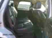 2009 Chevrolet Tahoe z VIN 1GNFC13509R107385, wystawiony jako Copart lot #83474494 z przebiegiem 261 412 mil mil oraz Czysty tytuł • Clean title. Historia ofert i sprzedaży dostępna na DreamBid. Obrazek 11.