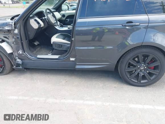 2022 Land Rover Range Rover Sport HST with VIN SALWS2RUXNA205731, listed as a IAAI auction lot 42613333 with 32,845 mi miles and . Bid and sale history available at DreamBid. Image 17.