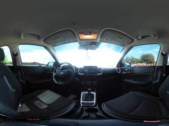 2023 Hyundai Venue SEL с VIN KMHRC8A3XPU272866, выставлен на аукционе IAAI как лот 42335070 с пробегом 27 385 миль миль и . История ставок и продаж доступна на DreamBid. Изображение 19.