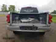 2008 Dodge 2500 SLT z VIN 3D7KS28D38G151742, wystawiony jako Copart lot #69512955 z przebiegiem 224 411 mil mil oraz Czysty tytuł • Clean title. Historia ofert i sprzedaży dostępna na DreamBid. Obrazek 6.