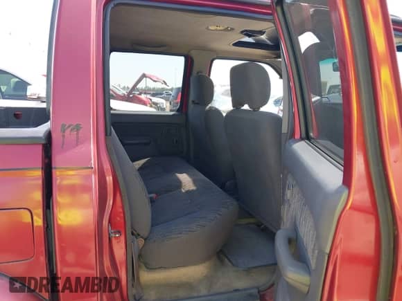 2000 Nissan Frontier XE with VIN 1N6ED27T3YC375054, listed as a IAAI auction lot 41873026 with 287,604 mi miles and . Bid and sale history available at DreamBid. Image 8.