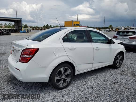 2019 Chevrolet Sonic Premier с VIN 1G1JF5SB7K4121188, выставлен на аукционе Copart как лот 61842565 с пробегом 64 464 миль миль и На запчасти • Non repairable. История ставок и продаж доступна на DreamBid. Изображение 3.