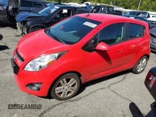 2013 Chevrolet Spark LS с VIN KL8CA6S99DC525547, выставлен на аукционе Copart как лот 80620925 с пробегом 86 914 миль миль и Списание • Salvage title. История ставок и продаж доступна на DreamBid. Изображение 1.