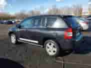 2010 Jeep Compass Sport z VIN 1J4NT1FB3AD641479, wystawiony jako Copart lot #79859594 z przebiegiem 173 768 mil mil oraz Szkoda całkowita • Salvage title. Historia ofert i sprzedaży dostępna na DreamBid. Obrazek 2.
