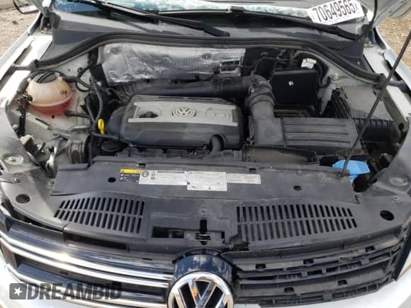 2017 Volkswagen Tiguan Wolfsburg Edition с VIN WVGRV7AX7HW504871, выставлен на аукционе Copart как лот 70649565 с пробегом Не указан миль и Списание • Salvage title. История ставок и продаж доступна на DreamBid. Изображение 11.