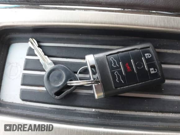 2011 Cadillac Escalade with VIN 1GYS4FEJ5BR157338, listed as a IAAI auction lot 41431043 with 178,539 mi miles and . Bid and sale history available at DreamBid. Image 11.