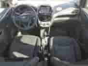 2017 Chevrolet Spark LS z VIN KL8CB6SA2HC755220, wystawiony jako Copart lot #72019975 z przebiegiem 96 539 mil mil oraz Szkoda całkowita • Salvage title. Historia ofert i sprzedaży dostępna na DreamBid. Obrazek 8.