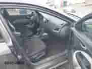 2016 Dodge Dart SXT Sport Blacktop z VIN 1C3CDFFA0GD821367, wystawiony jako IAAI lot #41975436 z przebiegiem 122 451 mil mil oraz . Historia ofert i sprzedaży dostępna na DreamBid. Obrazek 5.