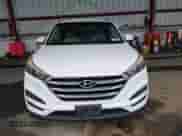 2017 Hyundai Tucson SE z VIN KM8J3CA46HU266668, wystawiony jako IAAI lot #43485409 z przebiegiem 132 509 mil mil oraz . Historia ofert i sprzedaży dostępna na DreamBid. Obrazek 12.