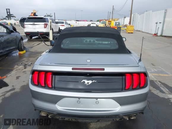 2021 Ford Mustang EcoBoost с VIN 1FATP8UH7M5115605, выставлен на аукционе IAAI как лот 42386214 с пробегом 54 584 миль миль и . История ставок и продаж доступна на DreamBid. Изображение 16.