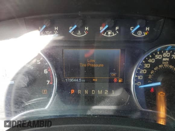 2011 Ford F-150 XLT z VIN 1FTFW1ET7BFC57030, wystawiony jako Copart lot #44465385 z przebiegiem 178 644 mil mil oraz Czysty tytuł • Clean title. Historia ofert i sprzedaży dostępna na DreamBid. Obrazek 9.