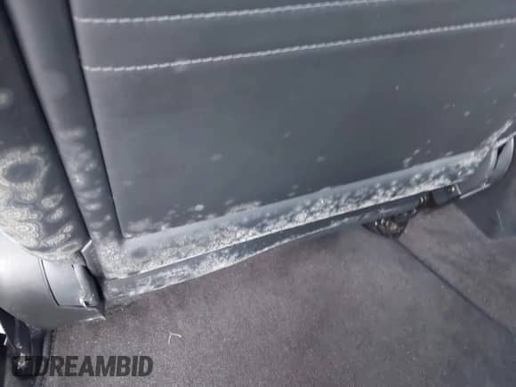 2004 Hyundai XG с VIN KMHFU45E14A279397, выставлен на аукционе IAAI как лот 42153103 с пробегом Не указан миль и . История ставок и продаж доступна на DreamBid. Изображение 12.