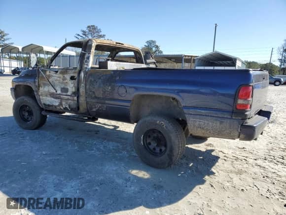 1994 Dodge 2500 с VIN 1B7KF26C9RS523846, выставлен на аукционе Copart как лот 89137995 с пробегом Не указан миль и На запчасти • Non repairable. История ставок и продаж доступна на DreamBid. Изображение 2.