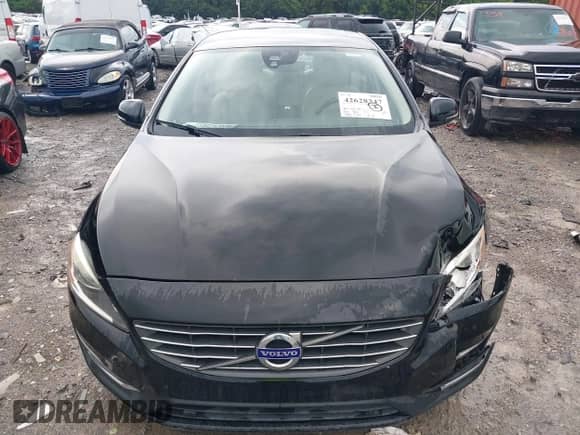 2016 Volvo S60 T5 Drive-E Premier z VIN YV126MFK4G2413197, wystawiony jako IAAI lot #42628347 z przebiegiem 98 174 mil mil oraz . Historia ofert i sprzedaży dostępna na DreamBid. Obrazek 10.