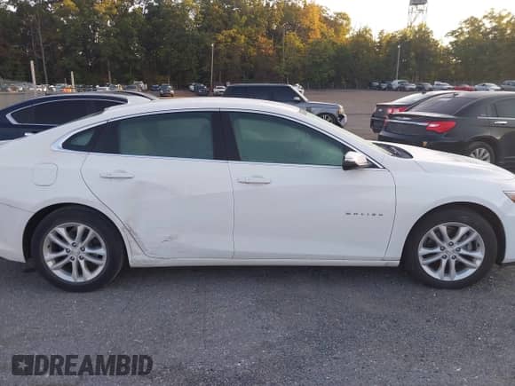 2017 Chevrolet Malibu Hybrid с VIN 1G1ZJ5SU6HF210220, выставлен на аукционе IAAI как лот 43169497 с пробегом Не указан миль и . История ставок и продаж доступна на DreamBid. Изображение 12.