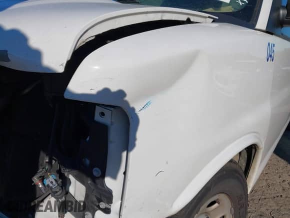 2019 Chevrolet Express Cargo z VIN 1GCWGBFG8K1210994, wystawiony jako IAAI lot #41342848 z przebiegiem 128 263 mil mil oraz . Historia ofert i sprzedaży dostępna na DreamBid. Obrazek 18.