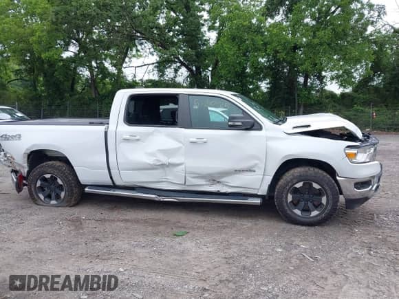 2022 Ram 1500 Big Horn with VIN 1C6SRFMT3NN351265, listed as a IAAI auction lot 42369730 with 31,702 mi miles and . Bid and sale history available at DreamBid. Image 14.