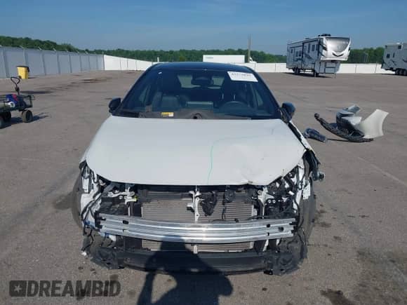 2024 Toyota Corolla XSE z VIN JTNC4MBE0R3217931, wystawiony jako IAAI lot #42579841 z przebiegiem 26 832 mil mil oraz . Historia ofert i sprzedaży dostępna na DreamBid. Obrazek 13.