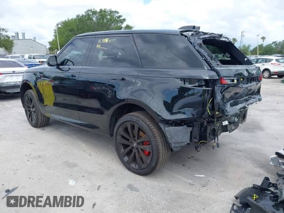 2025 Land Rover Range Rover Sport Dynamic SE with VIN SAL1L9FU4SA438441, listed as a IAAI auction lot 42253464 with 777 mi miles and . Bid and sale history available at DreamBid. Image 3.