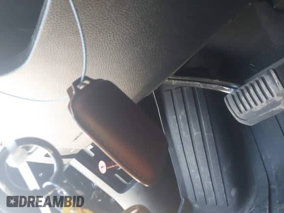 2023 Jeep Grand Cherokee Overland z VIN 1C4RJKDG5P8771928, wystawiony jako IAAI lot #42602996 z przebiegiem 32 691 mil mil oraz . Historia ofert i sprzedaży dostępna na DreamBid. Obrazek 11.