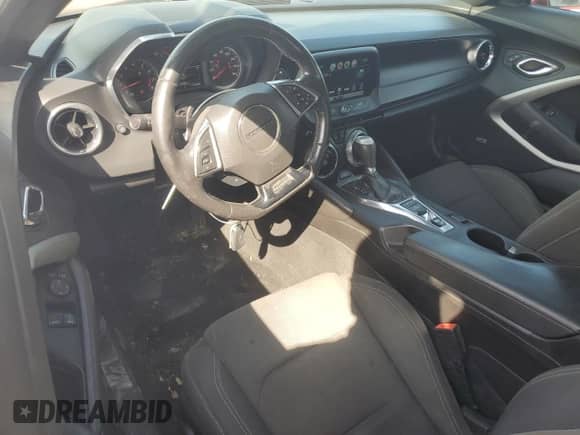 2017 Chevrolet Camaro 1LT с VIN 1G1FB1RX9H0105344, выставлен на аукционе Copart как лот 51623165 с пробегом 131 353 миль миль и Списание • Salvage title. История ставок и продаж доступна на DreamBid. Изображение 8.