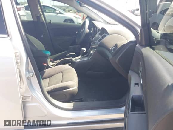 2014 Chevrolet Cruze LT with VIN 1G1PK5SB9E7171325, listed as a IAAI auction lot 42506533 with 127,666 mi miles and . Bid and sale history available at DreamBid. Image 5.