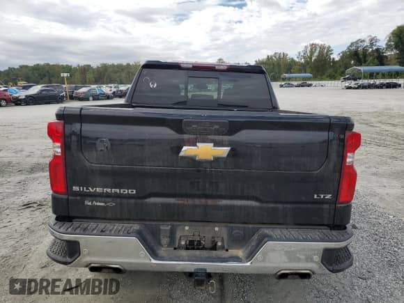 2023 Chevrolet Silverado 1500 LTZ с VIN 2GCUDGED7P1150891, выставлен на аукционе Copart как лот 84211915 с пробегом 21 952 миль миль и Списание • Salvage title. История ставок и продаж доступна на DreamBid. Изображение 6.