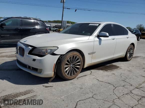 2011 BMW 7 Series 740i с VIN WBAKA4C50BC612878, выставлен на аукционе Copart как лот 52035635 с пробегом 192 248 миль миль и Списание • Salvage title. История ставок и продаж доступна на DreamBid. Изображение 1.