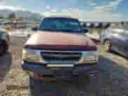 2000 Ford Explorer XLT with VIN 1FMZU73E0YZB38538, listed as a Copart auction lot 84955135 with 243,879 mi miles and Clean title. Bid and sale history available at DreamBid. Image 5.