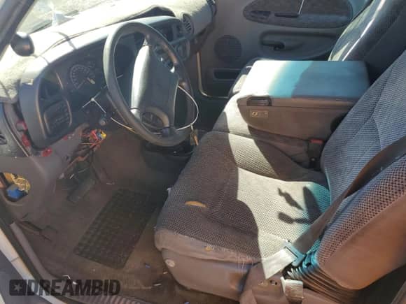 1999 Dodge 1500 с VIN 1B7HF13Z9XJ505945, выставлен на аукционе Copart как лот 84788025 с пробегом 146 587 миль миль и Списание • Salvage title. История ставок и продаж доступна на DreamBid. Изображение 7.