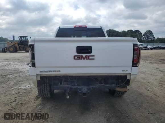 2016 GMC Sierra 1500 SLT with VIN 3GTU2NEC4GG211249, listed as a Copart auction lot 84008905 with 183,573 mi miles and Salvage title. Bid and sale history available at DreamBid. Image 6.