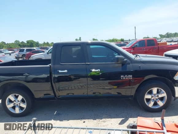 2014 Ram 1500 Big Horn z VIN 1C6RR6GG7ES129715, wystawiony jako IAAI lot #42250159 z przebiegiem 199 232 mil mil oraz . Historia ofert i sprzedaży dostępna na DreamBid. Obrazek 13.