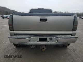 2006 Chevrolet Silverado 3500 DRW LT1 с VIN 1GCJK39DX6E261668, выставлен на аукционе Copart как лот 85795364 с пробегом 291 246 миль миль и Списание • Salvage title. История ставок и продаж доступна на DreamBid. Изображение 6.