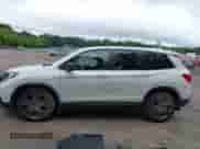 2021 Honda Passport EX-L с VIN 5FNYF7H58MB015881, выставлен на аукционе IAAI как лот 42364192 с пробегом 32 200 миль миль и . История ставок и продаж доступна на DreamBid. Изображение 13.