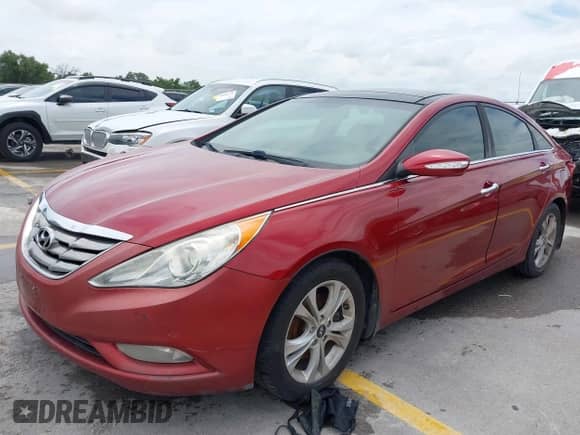 2013 Hyundai Sonata Limited z VIN 5NPEC4AC3DH680692, wystawiony jako IAAI lot #42488666 z przebiegiem 271 646 mil mil oraz . Historia ofert i sprzedaży dostępna na DreamBid. Obrazek 2.