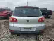 2011 Volkswagen Tiguan S с VIN WVGBV7AX9BW548394, выставлен на аукционе Copart как лот 69436405 с пробегом Не указан миль и Списание • Salvage title. История ставок и продаж доступна на DreamBid. Изображение 6.