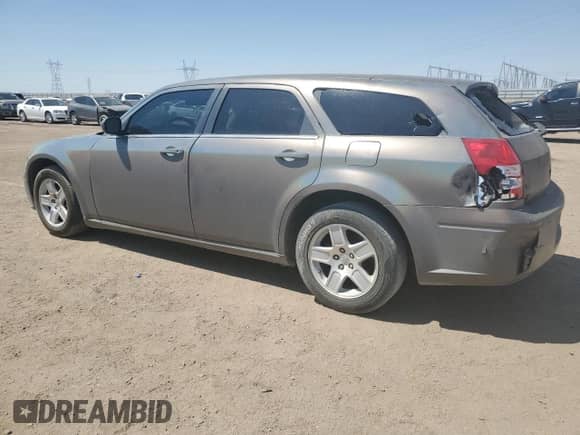 2006 Dodge Magnum with VIN 2D4FV47V96H123856, listed as a Copart auction lot 68228655 with 150,925 mi miles and Salvage title. Bid and sale history available at DreamBid. Image 2.
