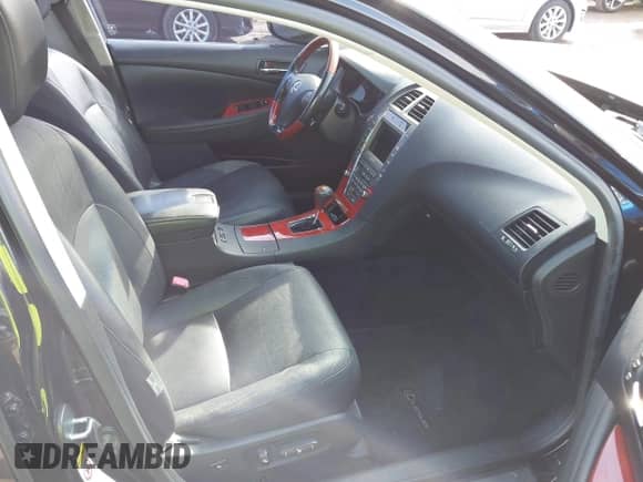 2007 Lexus ES 330 z VIN JTHBJ46G972058252, wystawiony jako IAAI lot #43426803 z przebiegiem 118 587 mil mil oraz . Historia ofert i sprzedaży dostępna na DreamBid. Obrazek 5.