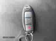 2011 Nissan Pathfinder LE z VIN 5N1AR1NB6BC621850, wystawiony jako IAAI lot #42907571 z przebiegiem 155 287 mil mil oraz . Historia ofert i sprzedaży dostępna na DreamBid. Obrazek 11.