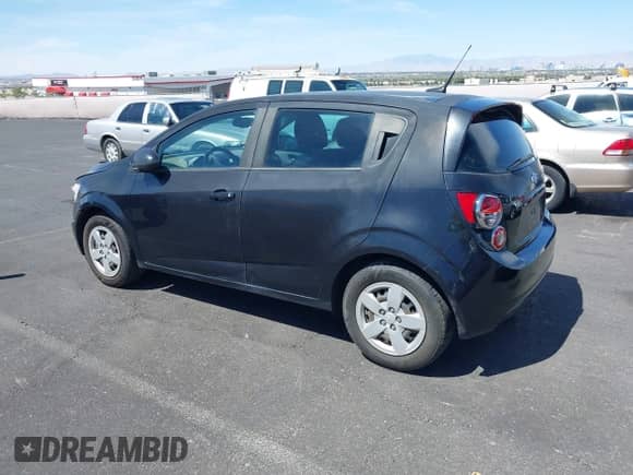 2013 Chevrolet Sonic LS с VIN 1G1JB6SGXD4119046, выставлен на аукционе IAAI как лот 42206990 с пробегом 194 269 миль миль и . История ставок и продаж доступна на DreamBid. Изображение 3.