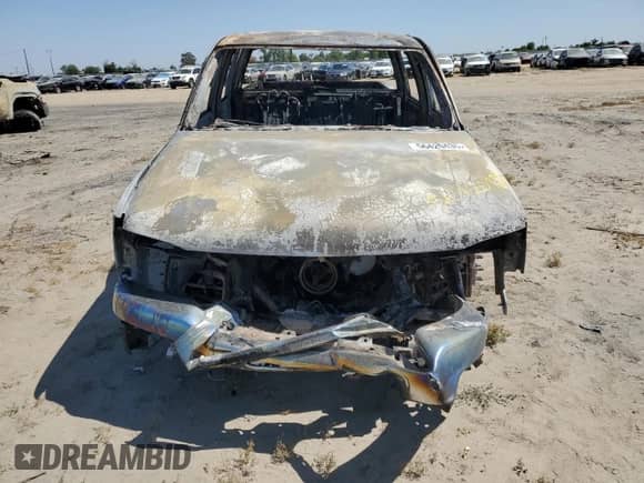 2006 GMC Sierra 1500 SLE1 z VIN 2GTEC13T361160704, wystawiony jako Copart lot #56420435 z przebiegiem Nie podano mil oraz Nie do naprawy • Non repairable. Historia ofert i sprzedaży dostępna na DreamBid. Obrazek 5.