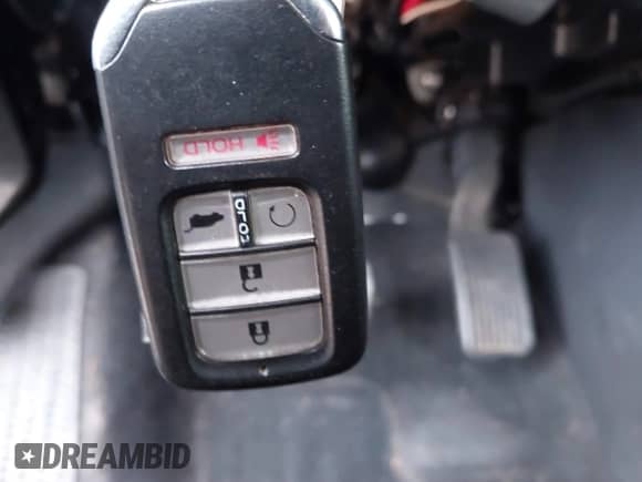 2017 Honda Pilot EX-L with VIN 5FNYF6H77HB089326, listed as a IAAI auction lot 41815435 with 177,804 mi miles and . Bid and sale history available at DreamBid. Image 11.